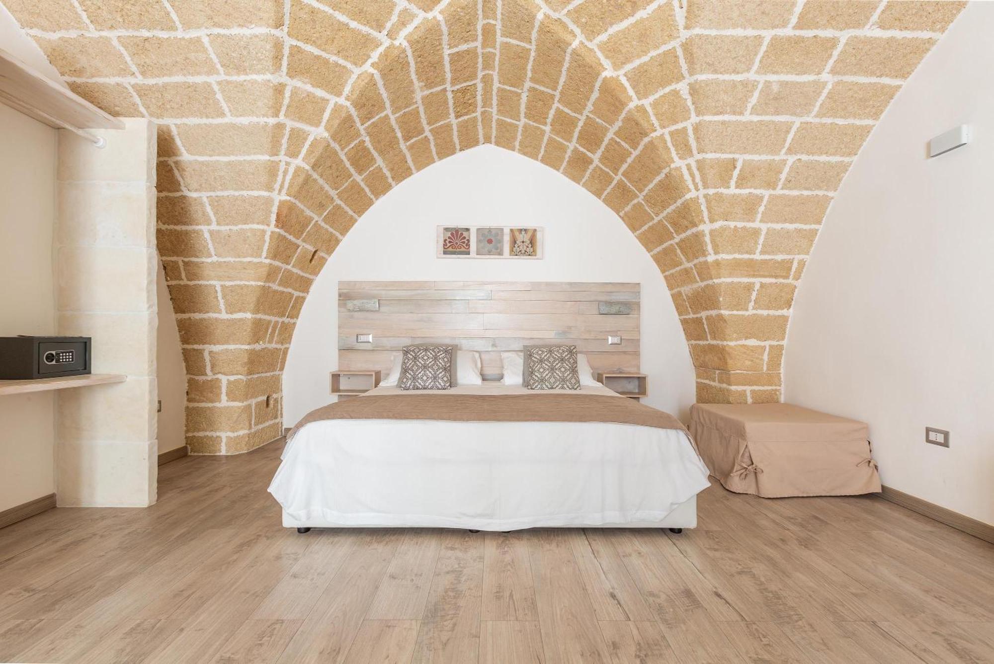 ガリポリ Clara Domus Bed & Breakfast エクステリア 写真