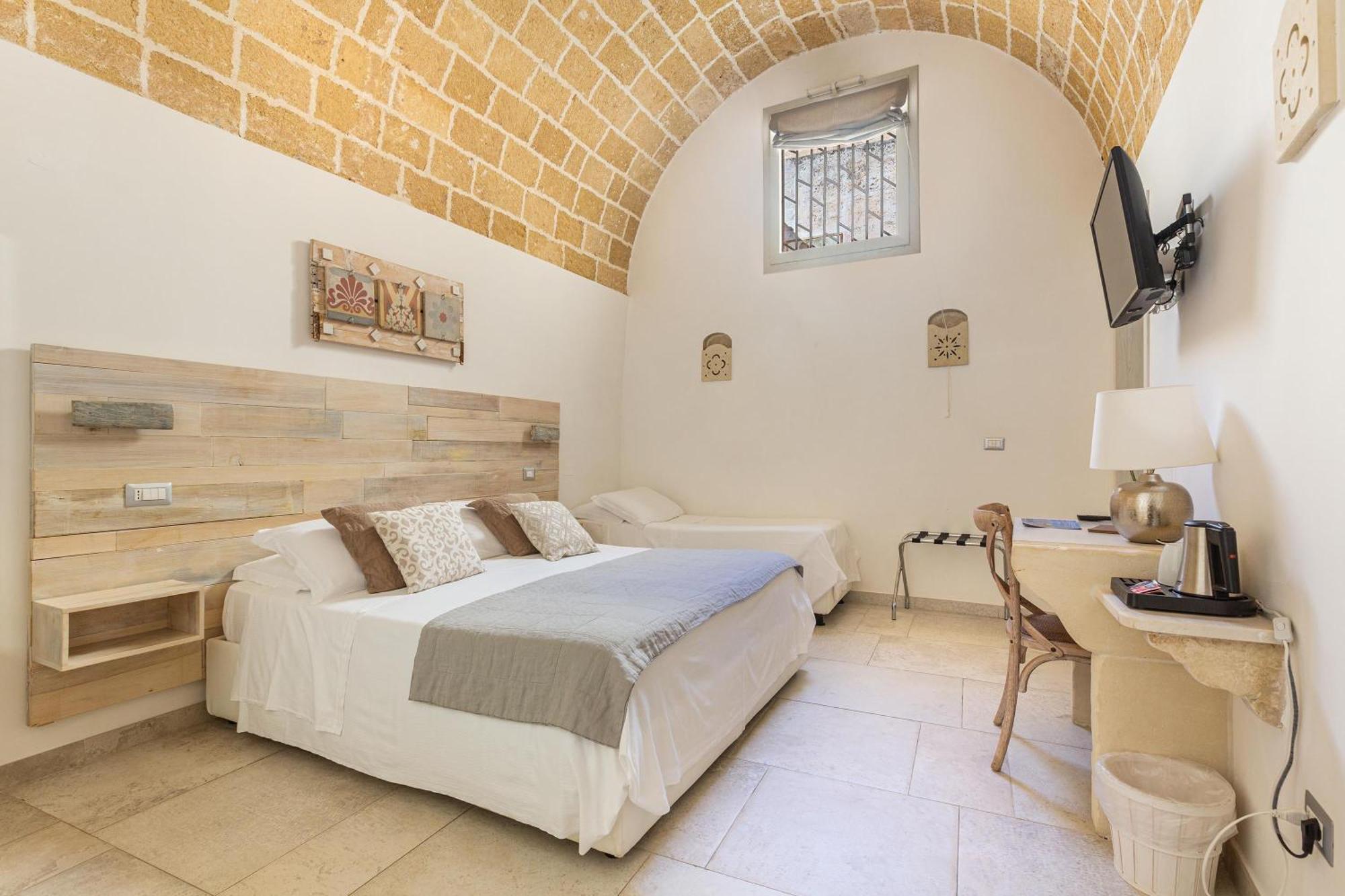 ガリポリ Clara Domus Bed & Breakfast エクステリア 写真