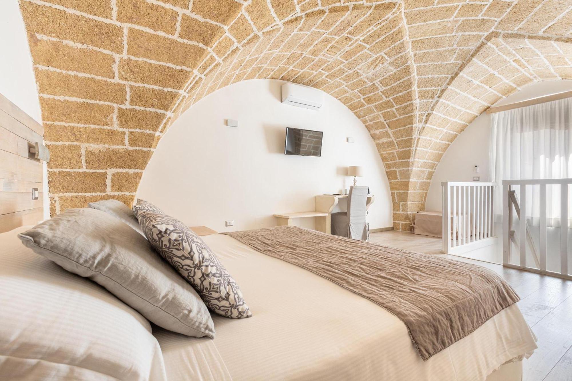 ガリポリ Clara Domus Bed & Breakfast エクステリア 写真