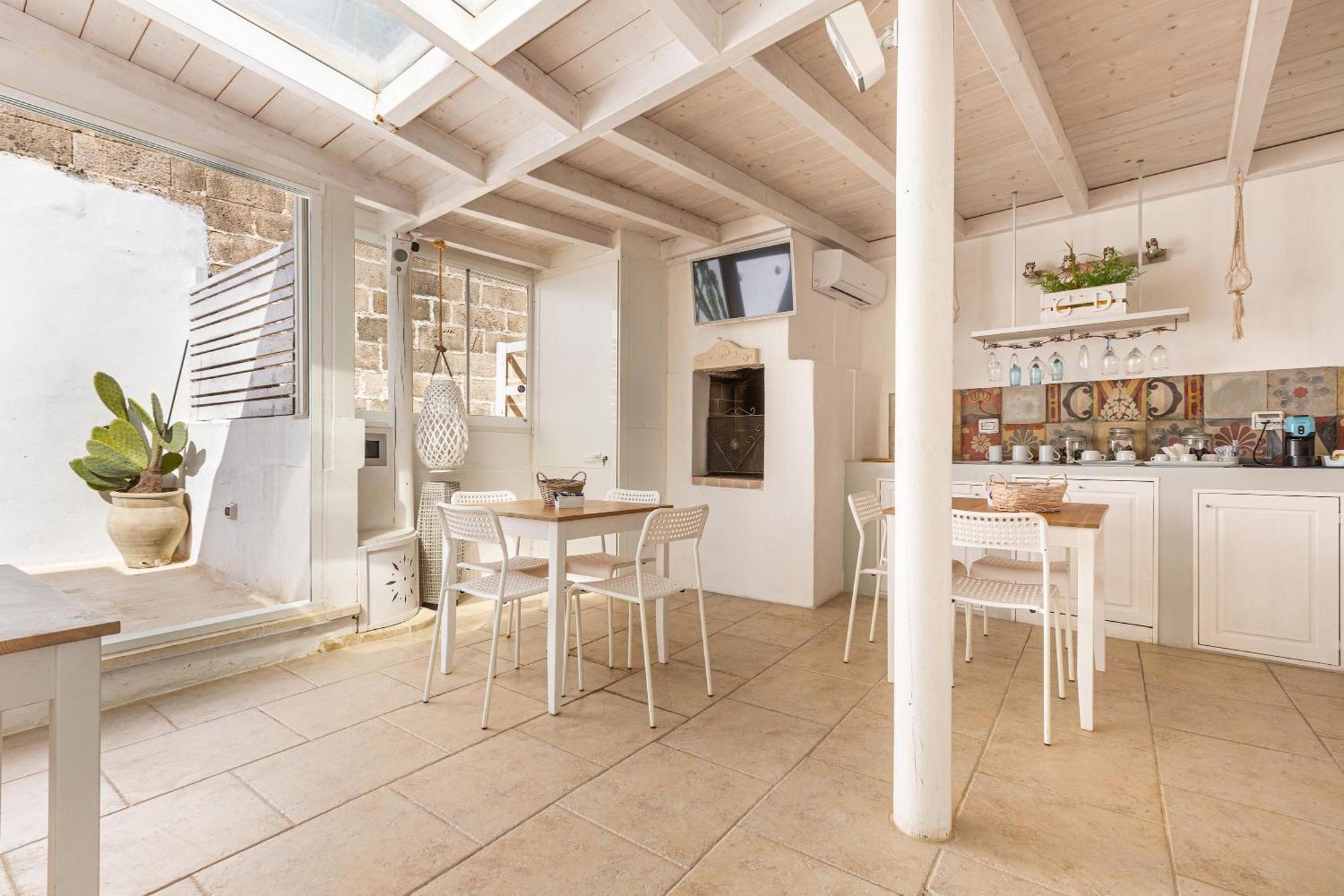 ガリポリ Clara Domus Bed & Breakfast エクステリア 写真